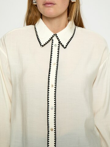 Maglietta 'Monara' di Peppercorn in beige