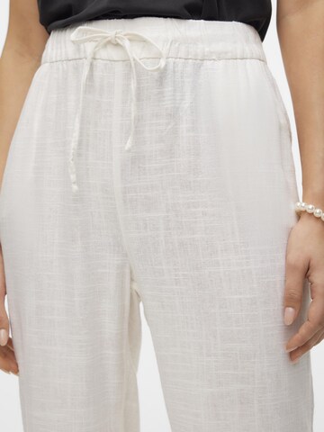 Regular Pantalon 'LINE' VERO MODA en blanc