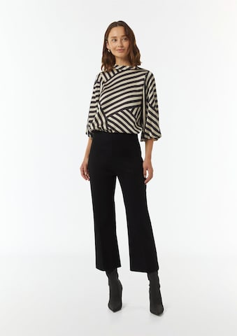 COMMA Flared Broek in Zwart