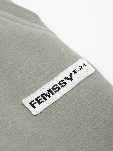 FEMSSY Loose fit Trousers 'LAZE SWEATPANTS GREEN' in Green