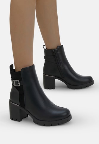 Elara Stiefelette in Schwarz