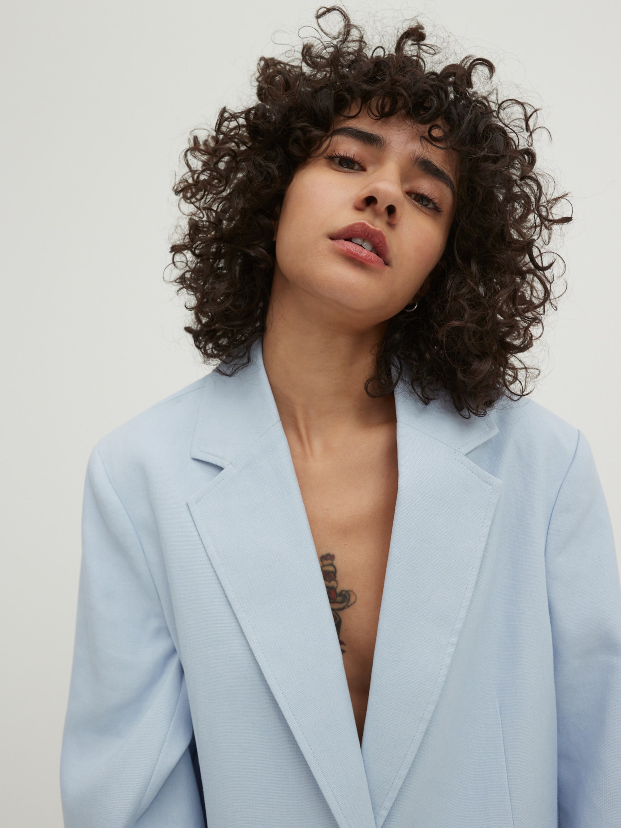 EDITED Produits Blazer 'June' bleu clair