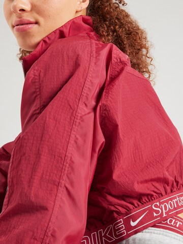 Nike Sportswear Átmeneti dzseki - piros