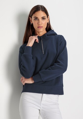 HECHTER PARIS Sweatshirt in Blue