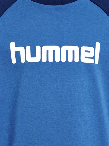 Hummel Shirt 'BOYS' in Blau