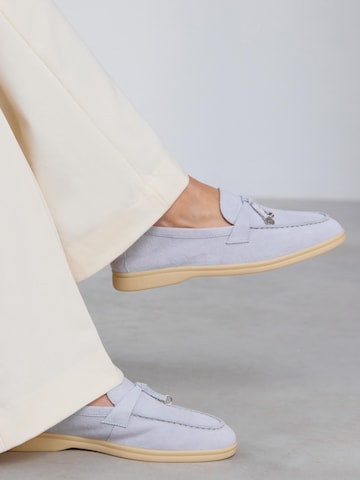 Estro Classic Flats '935-2' in Blue
