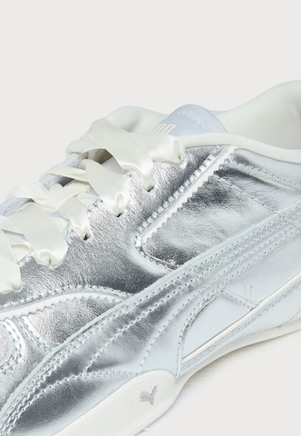 PUMA Rövid szárú sportcipők 'Bella Mina' - ezüst