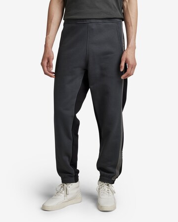 G-Star RAW Regular Pants in Grey: front