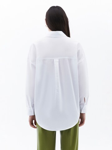 OXXO Blouse in White