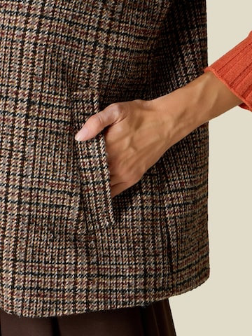 Cappotto di mezza stagione di oltre in marrone