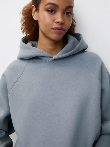 Sweat-shirt Pull&Bear en bleu