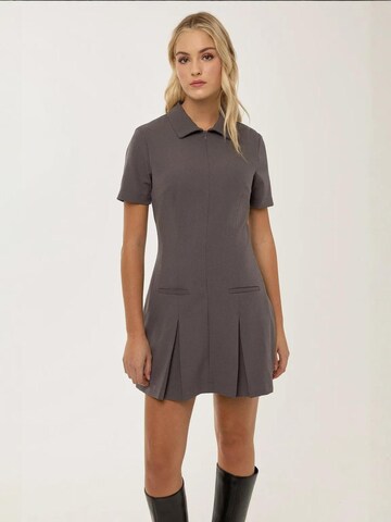 Hiccup - Vestido 'Mini' em cinzento