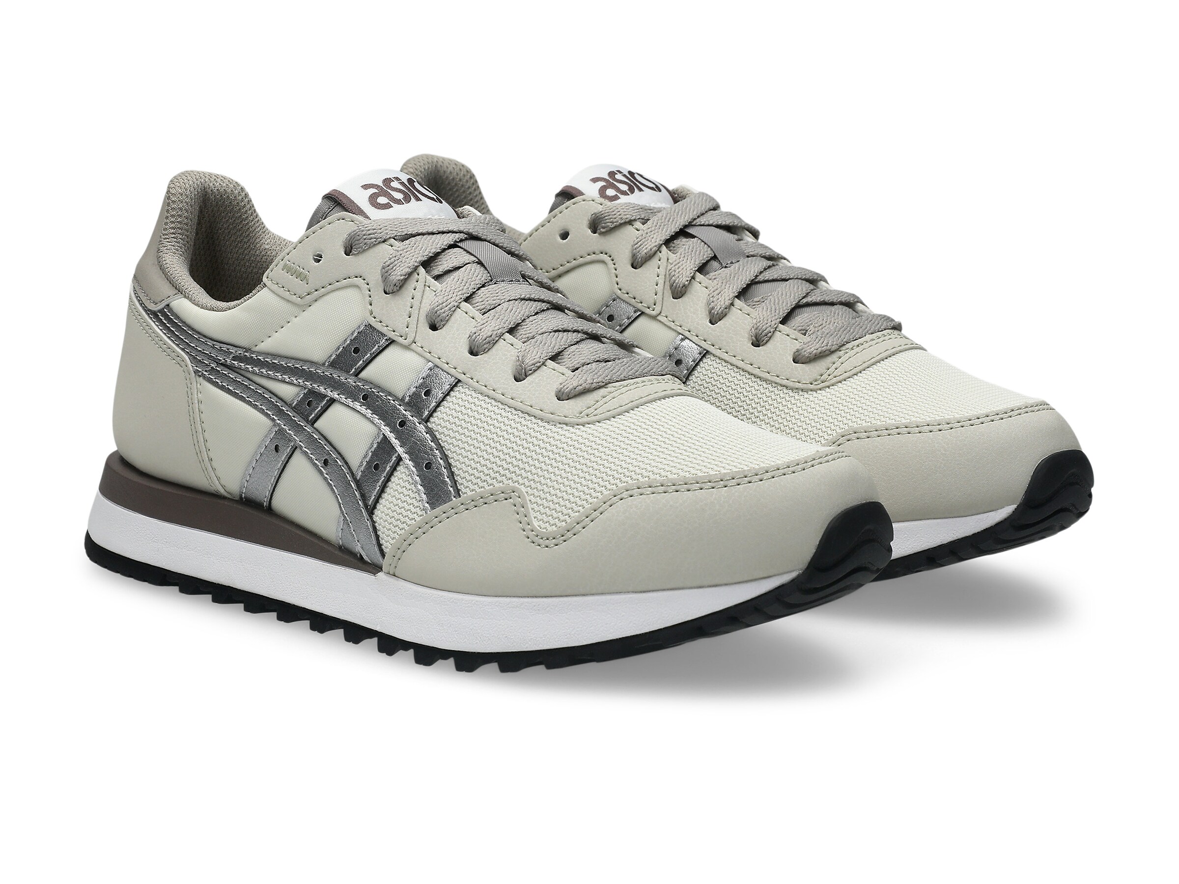 ASICS Sneakers in White