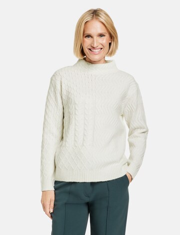 GERRY WEBER Sweater in White: front