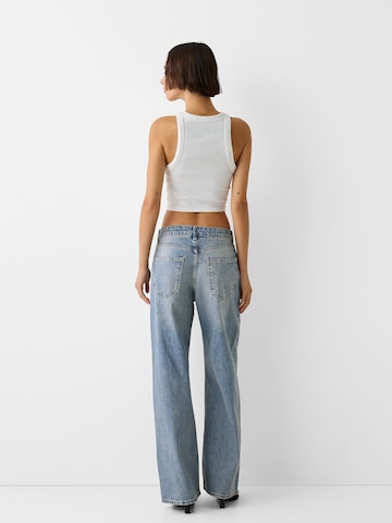 Bershka Loosefit Jeans in Blau