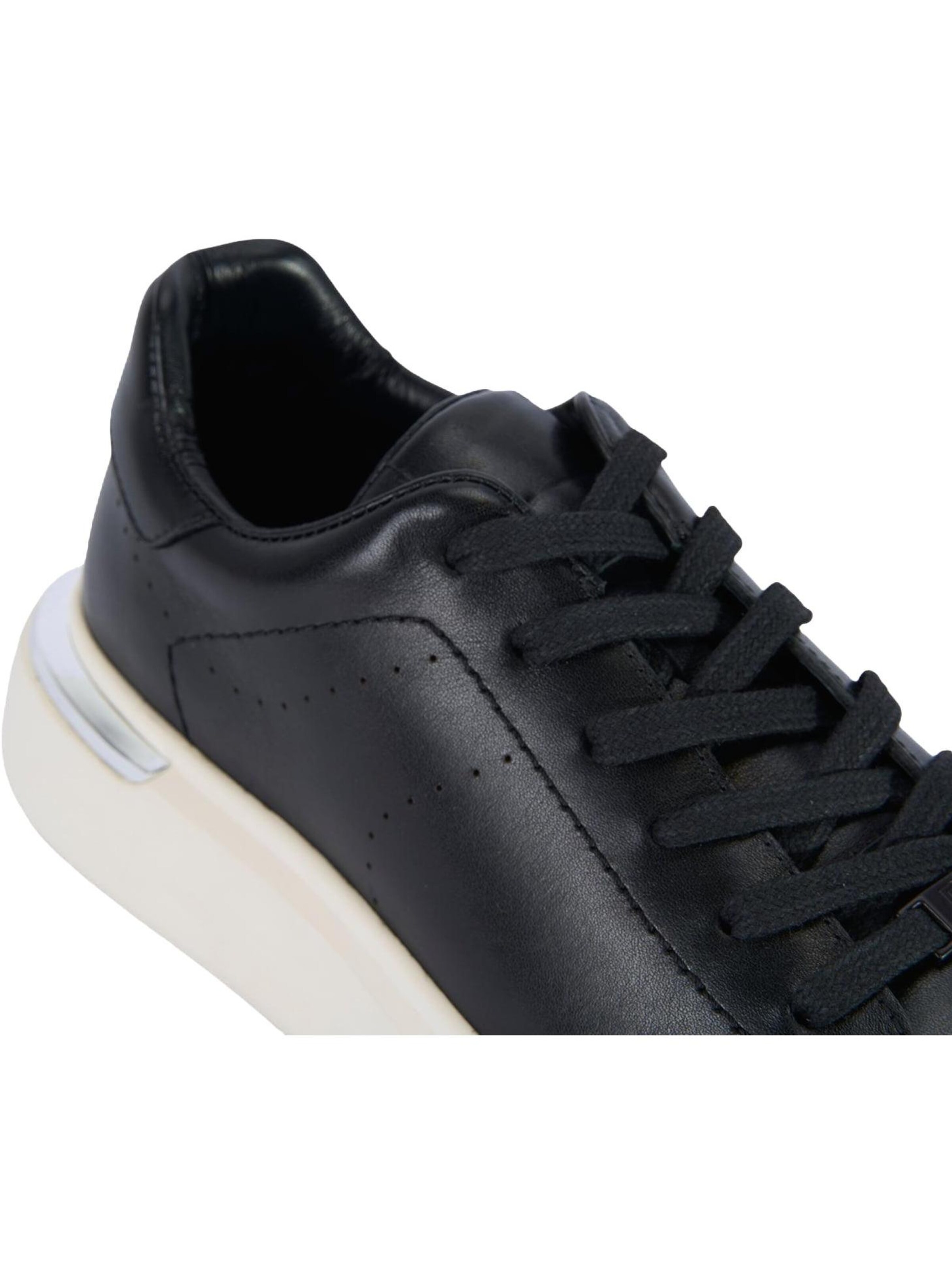Desa Slipper 'Schnürschuhe'‌‌‌ in Schwarz