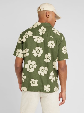 GAP Regular fit Риза в зелено