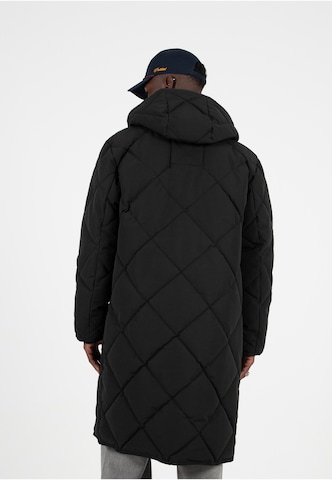 Parka d’hiver 'The Swiss Yuppie' Prohibited en noir