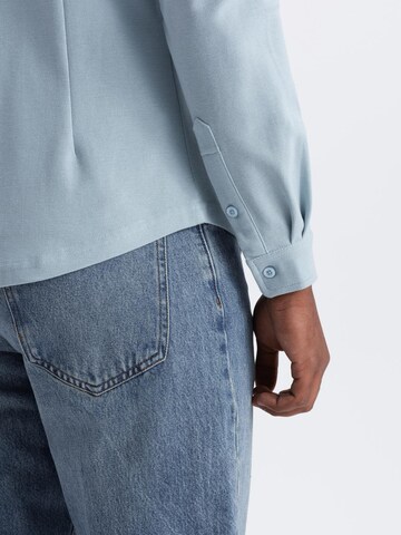 Coupe slim Chemise Ombre en bleu