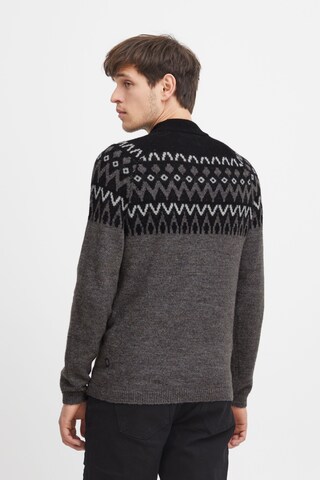 Casual Friday Pullover in Grau