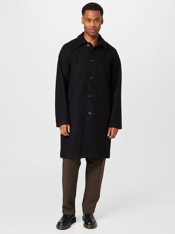 Les Deux Between-seasons coat 'Morgan' in Black: front