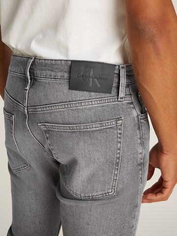 Calvin Klein Jeans Slimfit Farmer - szürke