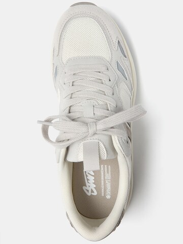 Sneaker bassa di Pull&Bear in beige