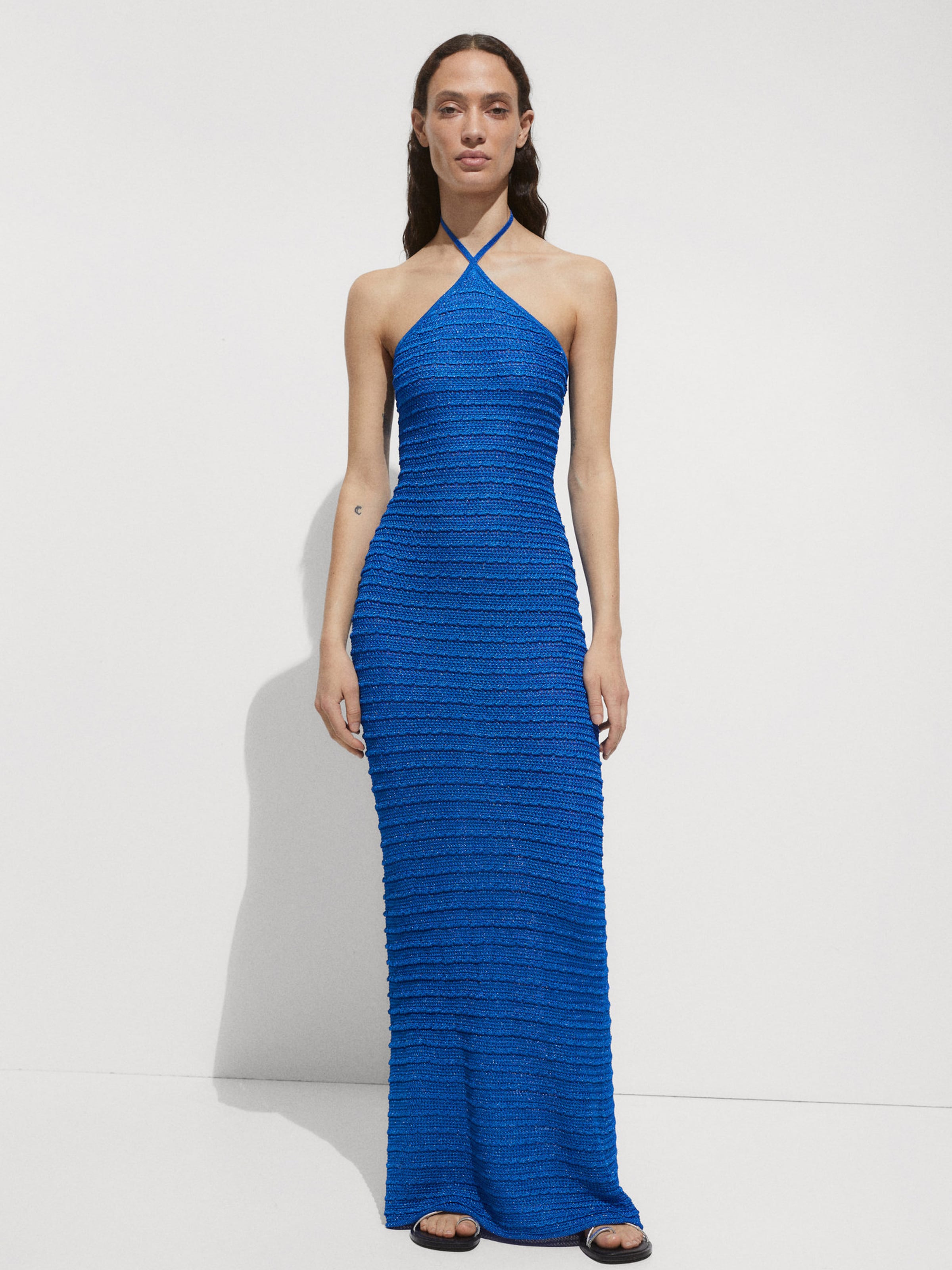 Robes en maille Milan MANGO en Bleu Cobalt ABOUT YOU