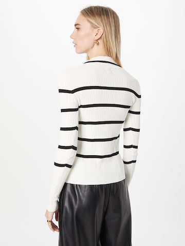 Cardigan River Island en blanc