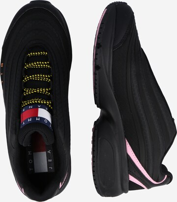 Sneaker low de la Tommy Jeans pe negru