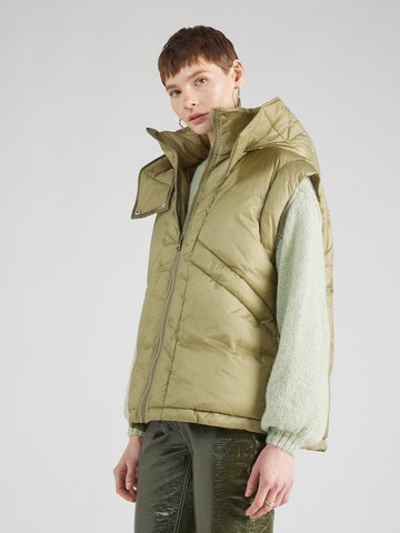 Gilet TOPSHOP en vert : devant