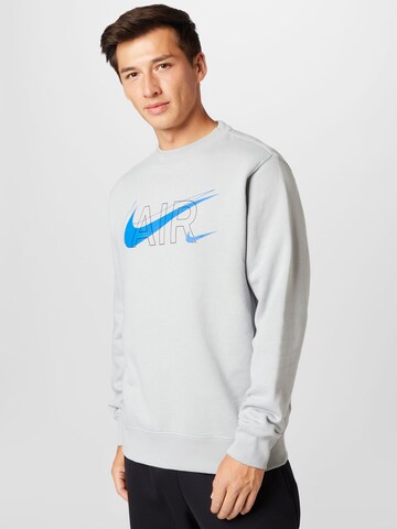 Nike SportswearSweater majica - siva boja: prednji dio