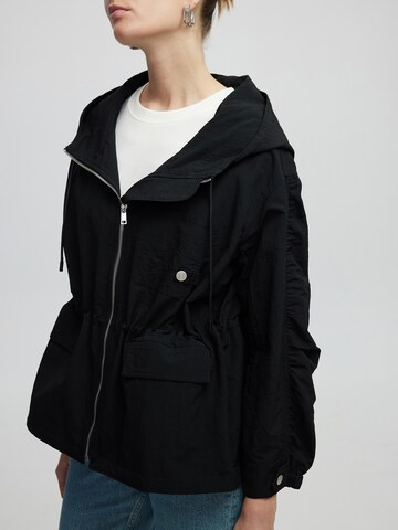 Ipekyol Between-seasons coat in Black