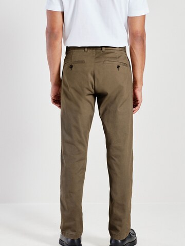 regular Pantaloni chino di Next in grigio