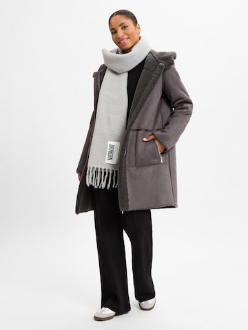 Marie Lund Wintermantel 'Alina' in Grau