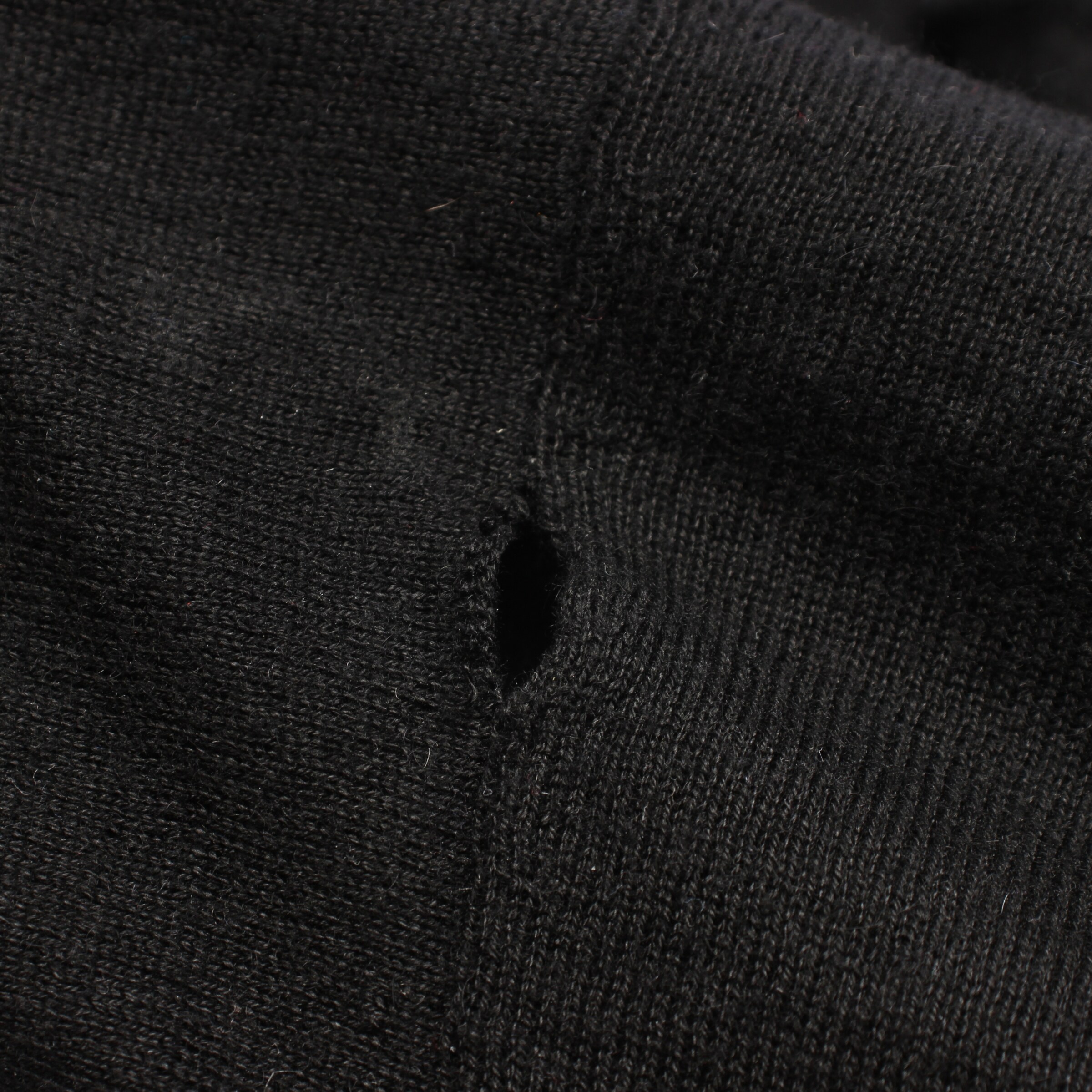 Max Mara Sweater & Cardigan in L in Black