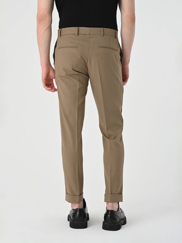 Antioch Tapered Trousers in Brown