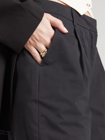 VERO MODA Loosefit Laskoshousut värissä musta