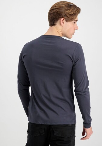 zils ALPHA INDUSTRIES Standarta piegriezums T-Krekls