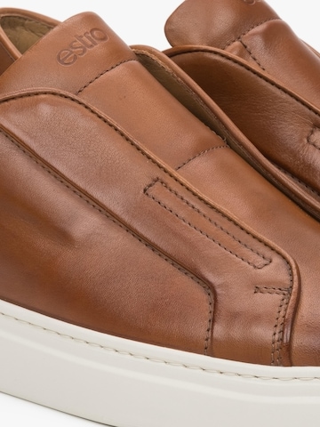 Estro Låg sneaker '09-469' i brun