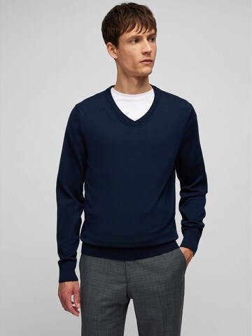 HECHTER PARIS Sweater in Blue: front