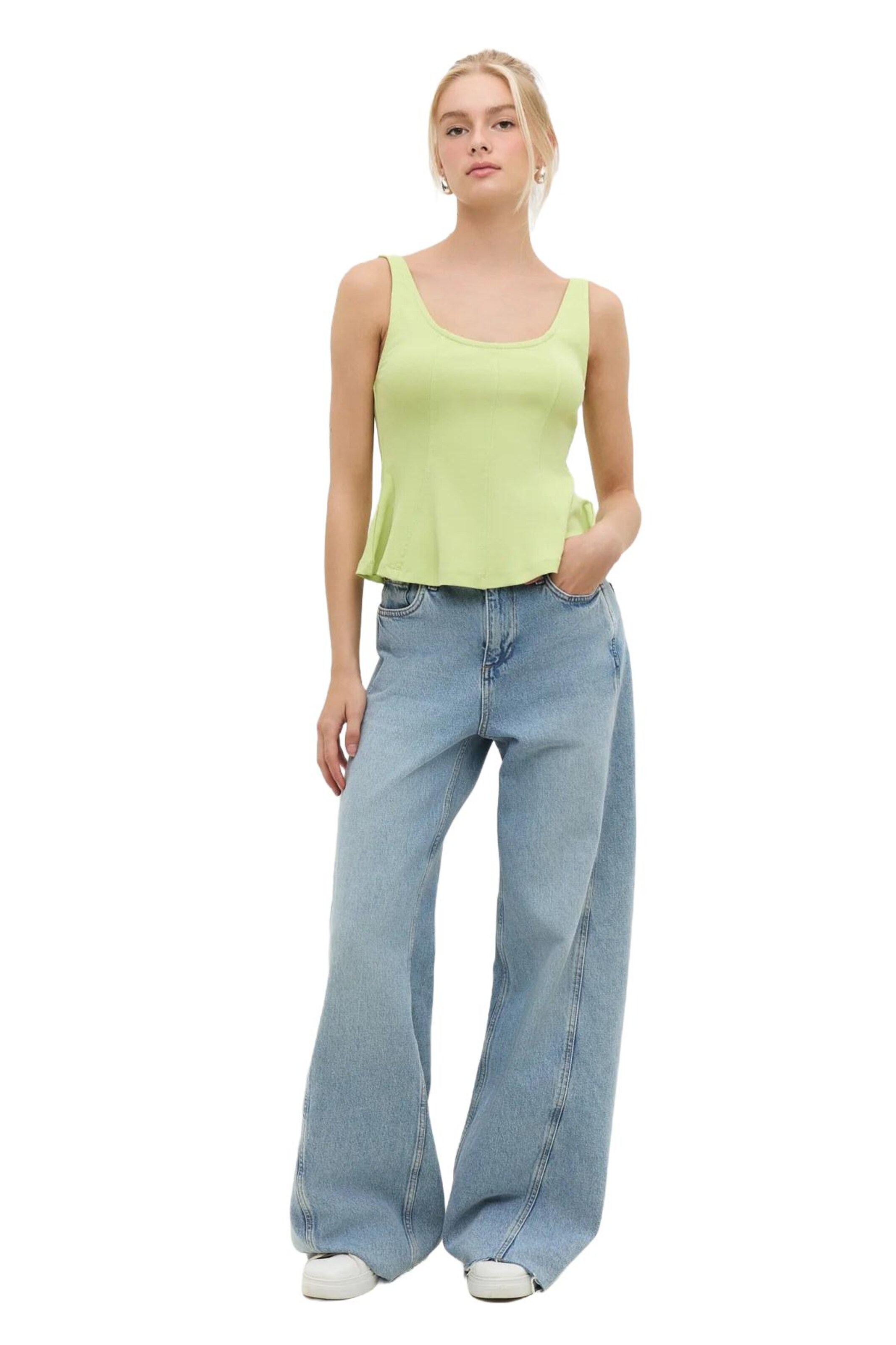 No Matter What Top in Groen