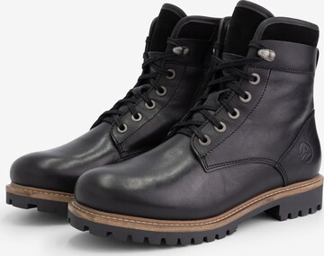 Travelin Lace-Up Boots 'Langesund' in Black