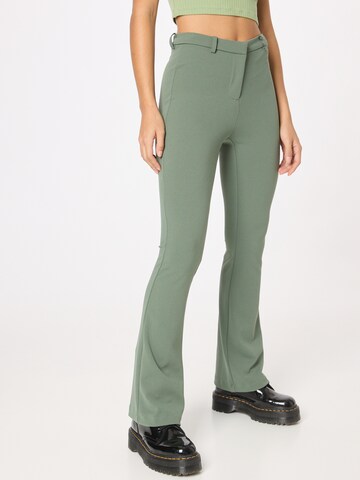 évasé Pantalon VERO MODA en vert : devant