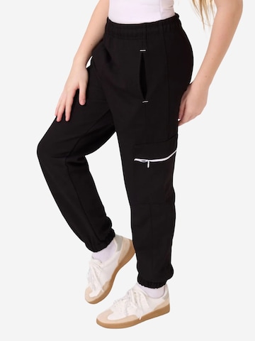 Tommy Life Strój treningowy 'Aktive Sets' w kolorze czarny