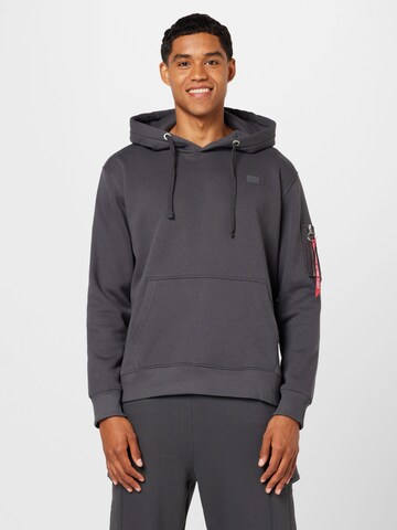 Sweat-shirt ALPHA INDUSTRIES en gris : devant