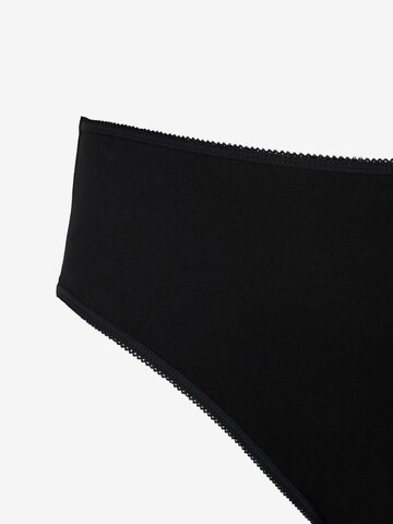 Devoted by Zizzi Boyshorts in Black