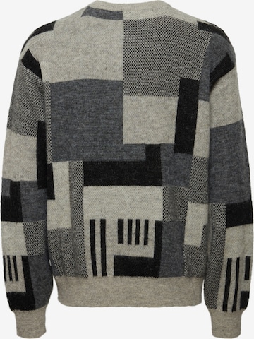 !Solid Pullover 'Hamdan' in Grau