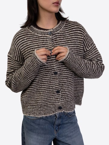 BROKE + SCHÖN Knit Cardigan in Brown