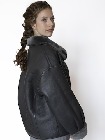 Just things we like - Chaqueta de invierno 'KIKU Reversible Shearling Jacket' en gris
